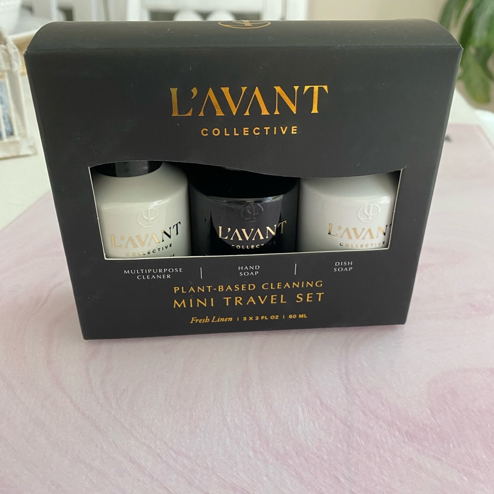 L'avant Collective Mini Travel Set NWT/still in box - Picture 2 of 6
